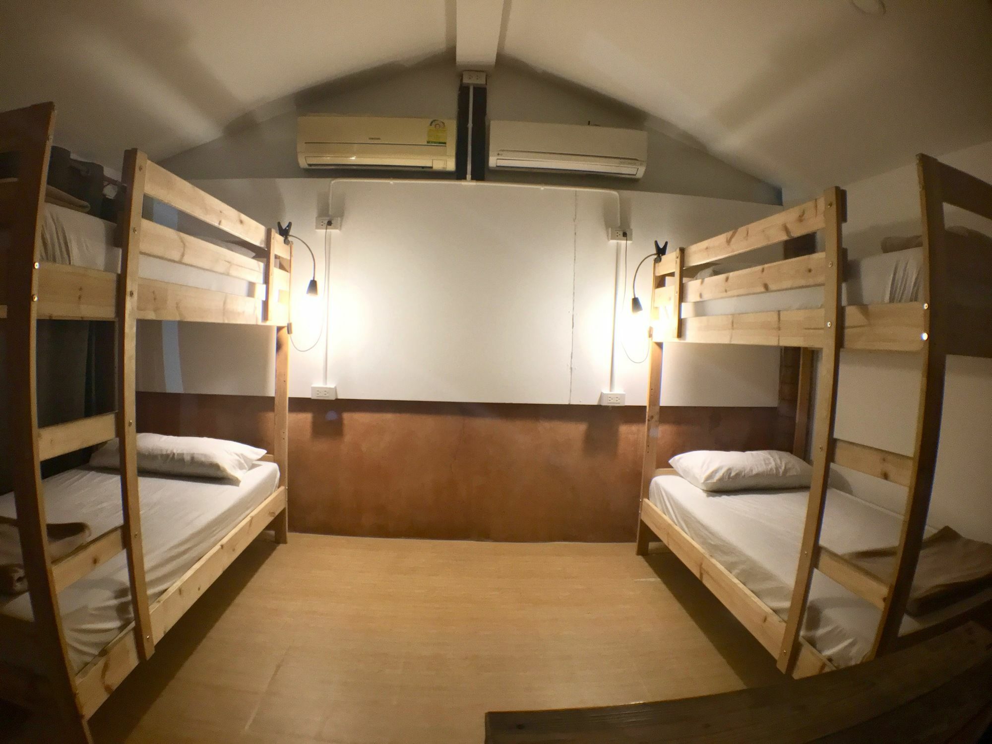 Jao Hostel & Cafe Чиангмай Экстерьер фото
