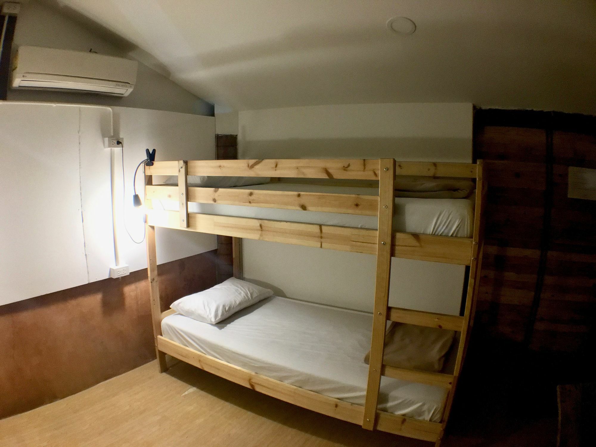 Jao Hostel & Cafe Чиангмай Экстерьер фото